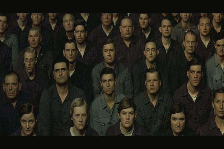 repression et surveillance de la servitude moderne chapitre 11 foule 1984